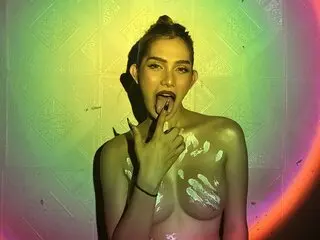 IsabellCruz nude ass pics
