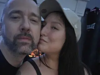 AlexaAndDuke anal camshow shows