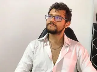 AlexanderVaron webcam ass real