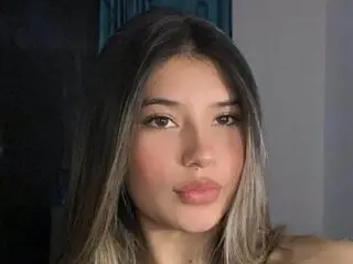 AmberTimes shows toy porn