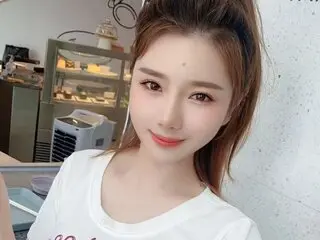 AnnbuMin nude webcam ass