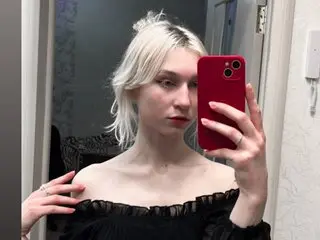 BellaAdamvs show nude private