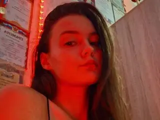 BettyHolt webcam video shows