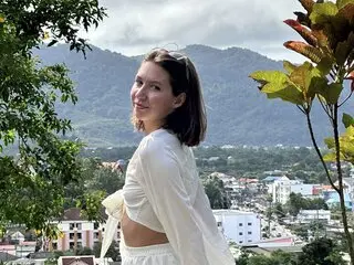 CarolineMidnight lj jasmin camshow