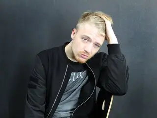 CraigWinston livejasmin naked ass