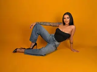 Diane show anal toy