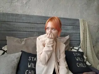 ElaSeacutea online shows ass