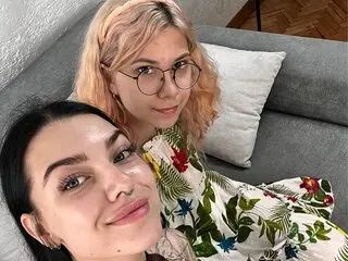 EllaAndAlby show ass porn