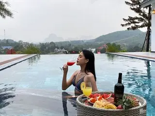 EmmaVize ass live amateur