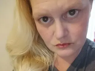 FeeFeeSweet private fuck livesex