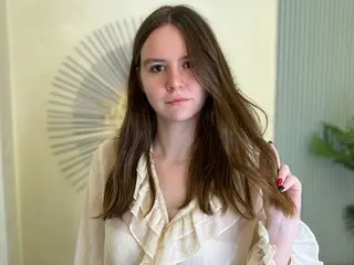 FreyaHat shows show private