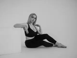 HelenDaisy camshow nude naked