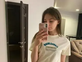 HeleneRobinson fuck ass cam
