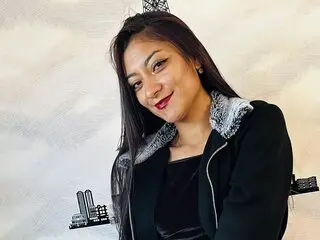 IsabellaWithouse shows pics livejasmin.com