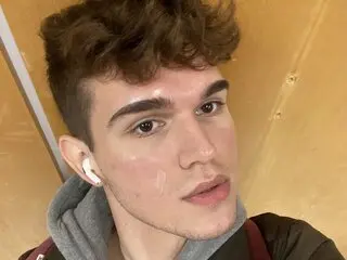 JakeWhitlake ass fuck camshow