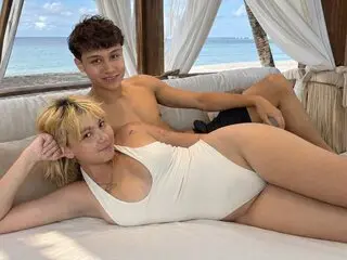 JamieAndRyan cam shows webcam