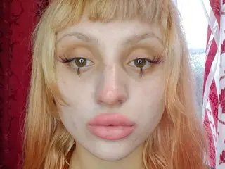 LeylaHugg nude fuck show
