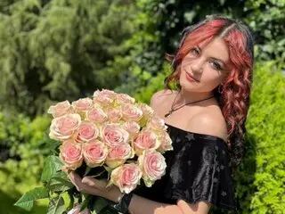 LisaLyna private online pictures