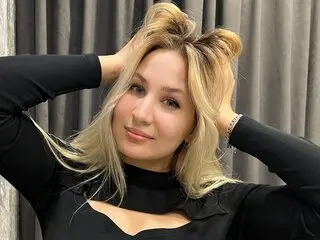 LisaRolls lj cam ass