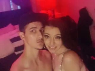 MandyandEnrique hd webcam real