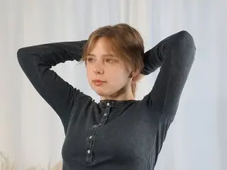 MaureenHakes video recorded livejasmine