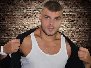 MaxGoForYou shows nude lj