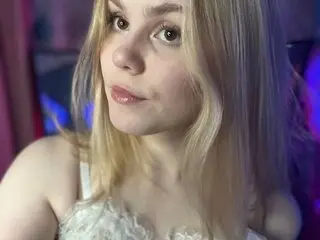 MeddyFox cam livesex real