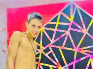 MichaelThoner private show online