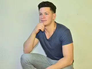 MuscleYngCHRIS nude lj anal