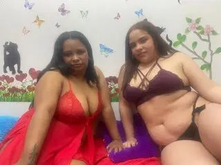 RoxyAndJessy lj nude show