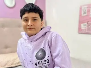 SamDelkos webcam real livesex