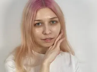 SilverEnderson webcam shows pics