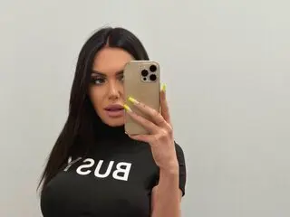StarryEva shows live shows
