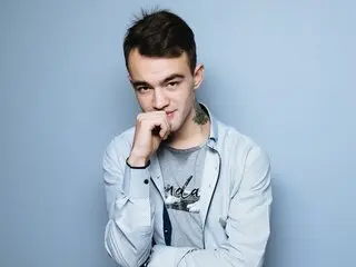 TomGarfield anal cam camshow