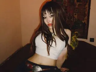 WhiteKitsu ass video recorded